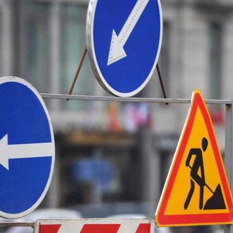 Ограничение движения транспорта действует в зоне строительства подземного перехода в Пятигорске